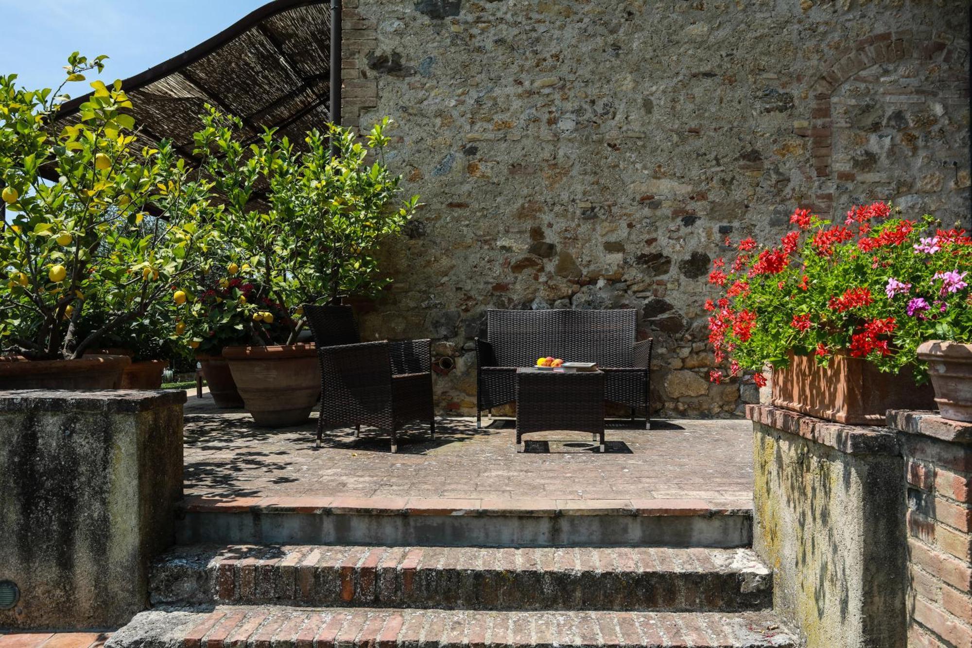 Suite Montagnana San Gimignano Bagian luar foto